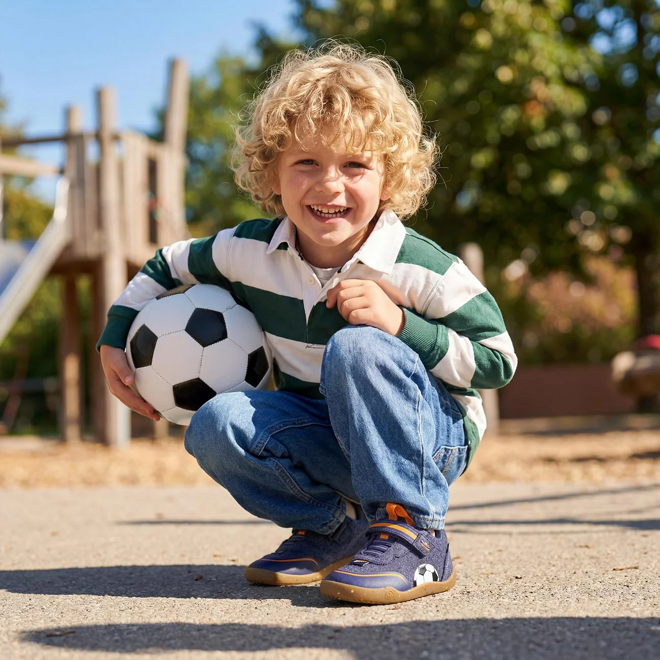 Wooly Steps Barefoot Soccer - Image 7